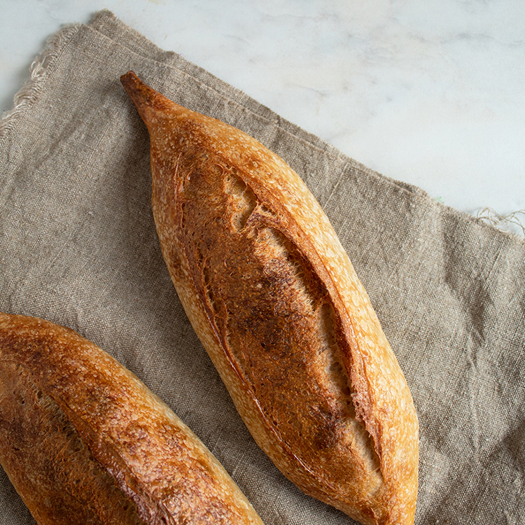 Мини-багет пшеничный, 220г