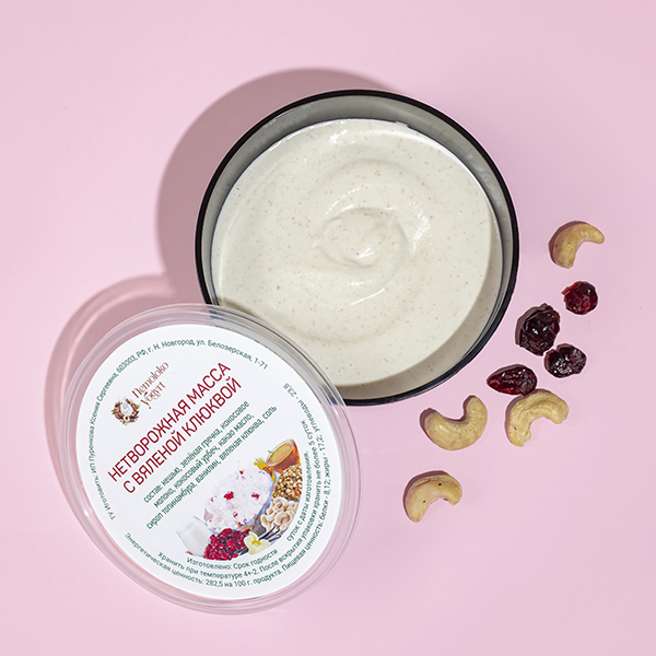 Нетворожная масса с клюквой "НеМолоко Йогурт", 200г